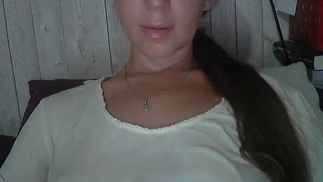 Bella--White online show from June 30, 3:02 pm
