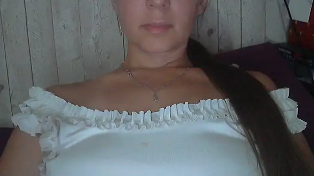 Bella--White online show from July 9, 2:43 pm
