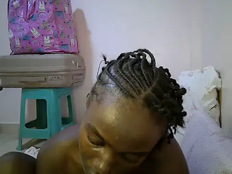 Snapshot of BUNNY_BLISS1 chatting on June 3, 2:33 pm BUNNY BLISS1 online show from June 3, 2:33 pm