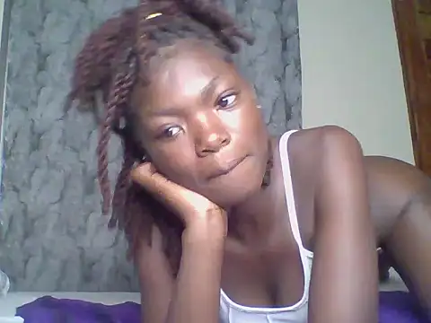 Snapshot of Belle_bubbles chatting on May 21, 9:11 pm Belle bubbles online show from May 21, 9:11 pm