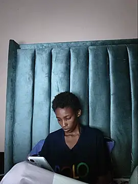 slim ebon online show from July 22, 1:58 pm