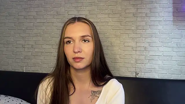 Snapshot of Vitacute chatting on June 6, 10:31 am Vitacute online show from June 6, 10:31 am