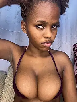 Snapshot of molly_badgirl chatting on July 17, 5:07 pm molly badgirl online show from July 17, 5:07 pm