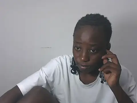 Snapshot of Darkpretty23 chatting on May 27, 2:14 pm Darkpretty23 online show from May 27, 2:14 pm