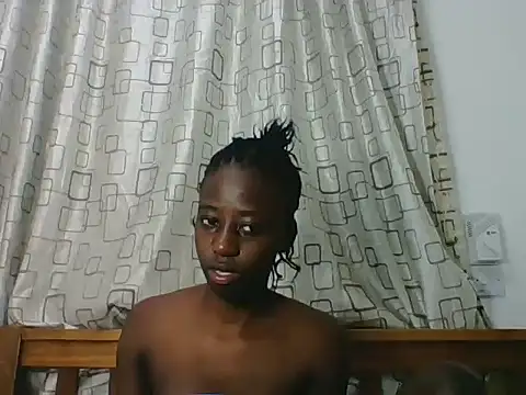 Snapshot of Darkpretty23 chatting on July 11, 4:10 pm Darkpretty23 online show from July 11, 4:10 pm