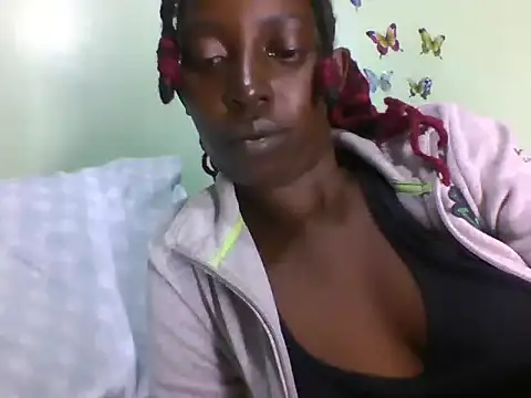 Snapshot of maamypussy chatting on May 24, 7:19 pm maamypussy online show from May 24, 7:19 pm