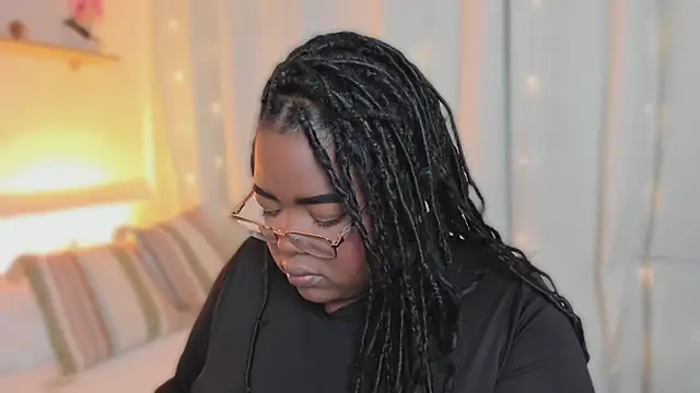 Snapshot of Ayanaa_Ebony_ chatting on June 24, 11:20 am Ayanaa Ebony online show from June 24, 11:20 am
