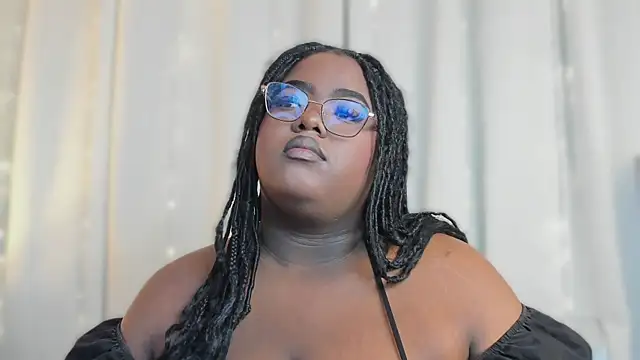 Snapshot of Ayanaa_Ebony_ chatting on July 1, 11:23 am Ayanaa Ebony online show from July 1, 11:23 am