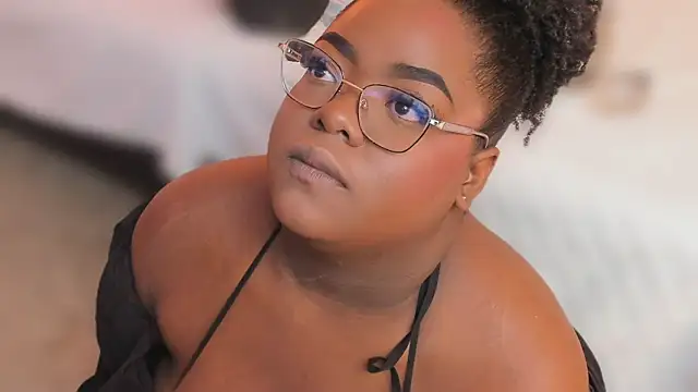 Snapshot of Ayanaa_Ebony_ chatting on July 17, 11:28 am Ayanaa Ebony online show from July 17, 11:28 am