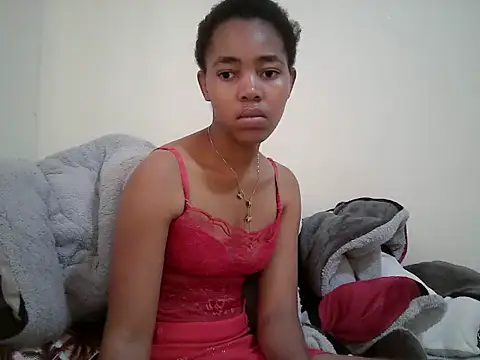 Snapshot of MidnightNala chatting on July 3, 5:25 am MidnightNala online show from July 3, 5:25 am