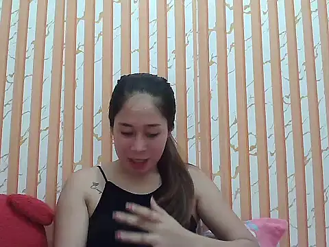 urcherryasian online show from May 31, 6:20 pm