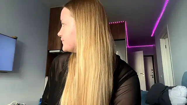 Snapshot of Lisi_Kiss_ chatting on May 28, 4:59 pm Lisi Kiss online show from May 28, 4:59 pm