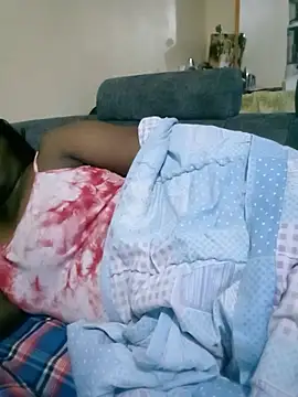 Snapshot of luckyanicia chatting on July 15, 9:42 pm luckyanicia online show from July 15, 9:42 pm