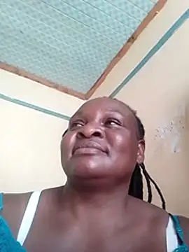 Snapshot of Judith123 chatting on May 31, 7:37 am Judith123 online show from May 31, 7:37 am