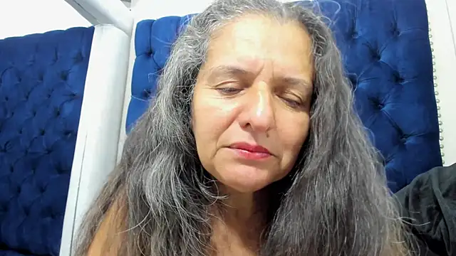 Snapshot of AlondraSosa chatting on July 15, 12:32 pm AlondraSosa online show from July 15, 12:32 pm