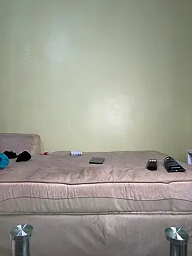 Snapshot of Anal_queenD chatting on May 29, 12:58 pm Anal queenD online show from May 29, 12:58 pm