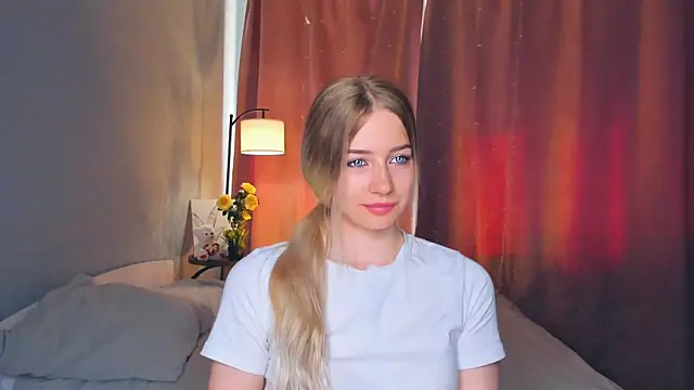 Snapshot of DeniseMekus chatting on July 1, 7:43 am DeniseMekus online show from July 1, 7:43 am