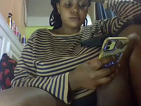 Snapshot of sexychubby22 chatting on July 5, 6:37 pm sexychubby22 online show from July 5, 6:37 pm