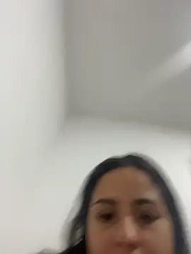 Snapshot of onMelan chatting on May 15, 10:50 pm onMelan online show from May 15, 10:50 pm