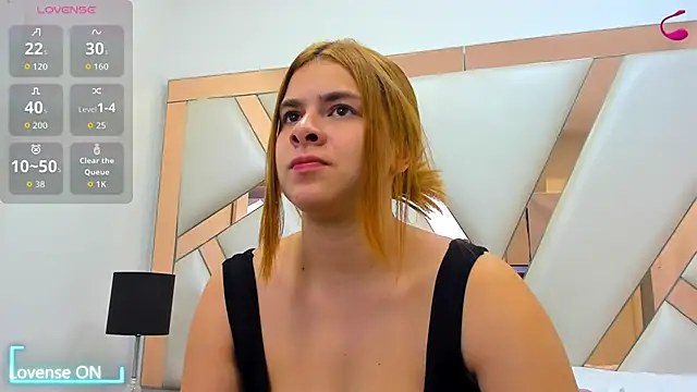 Snapshot of AliceCruzz chatting on May 22, 12:22 pm AliceCruzz online show from May 22, 12:22 pm