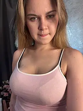 Snapshot of la_lisa_ chatting on July 16, 2:34 pm la lisa online show from July 16, 2:34 pm