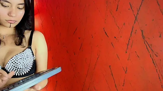 Gaia bdsm online show from May 31, 4:25 pm