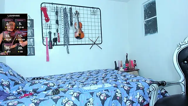Snapshot of baby_punk_ chatting on June 3, 1:19 am baby punk online show from June 3, 1:19 am