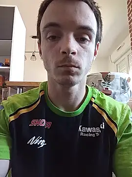thomsnapchaud online show from June 29, 10:26 am