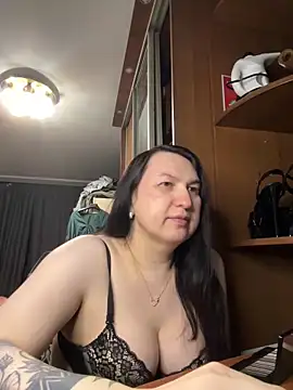 Snapshot of EvaBeautyXxX chatting on May 25, 10:16 pm EvaBeautyXxX online show from May 25, 10:16 pm