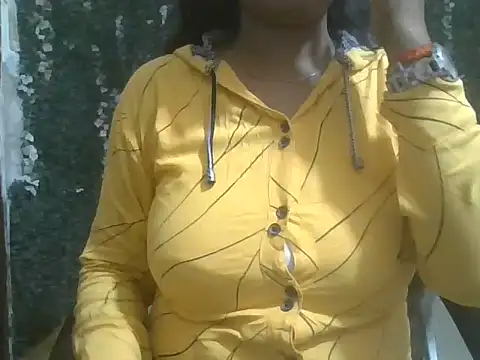 shallykaur online show from June 2, 3:41 am