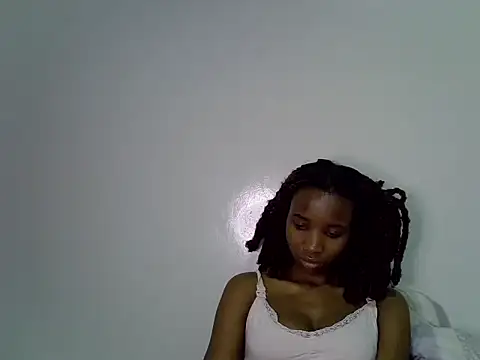 Snapshot of lee_shaz chatting on June 13, 3:37 am lee shaz online show from June 13, 3:37 am
