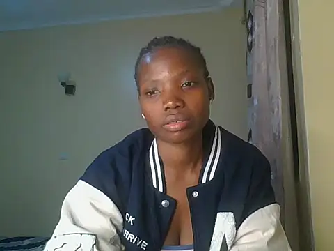 Snapshot of Mariana_150 chatting on July 7, 8:24 pm Mariana 150 online show from July 7, 8:24 pm