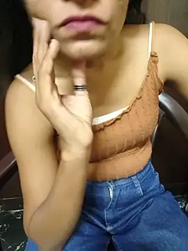 Snapshot of Shanaya_001 chatting on May 27, 4:42 am Shanaya 001 online show from May 27, 4:42 am