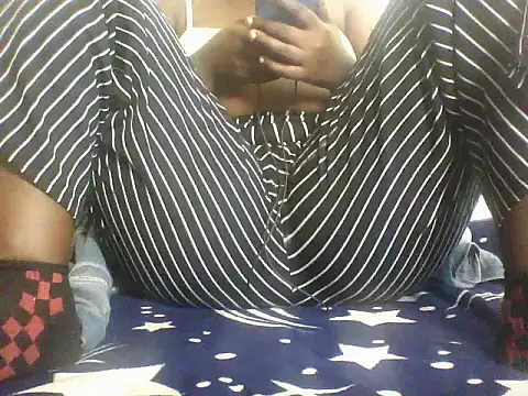 Snapshot of saraswee chatting on June 6, 9:47 am saraswee online show from June 6, 9:47 am