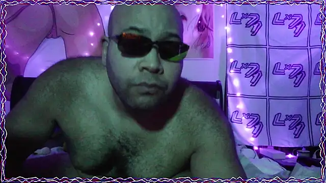 Snapshot of Lx71_XXX chatting on May 23, 4:29 am Lx71 XXX online show from May 23, 4:29 am