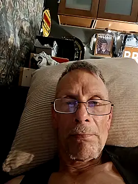 truckdawg2023 online show from June 8, 8:09 pm