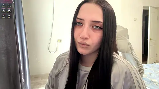 Snapshot of KiraJaydes chatting on May 22, 12:55 pm KiraJaydes online show from May 22, 12:55 pm