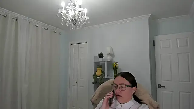 Snapshot of Vika73 chatting on March 11, 1:23 pm Vika73 online show from March 11, 1:23 pm