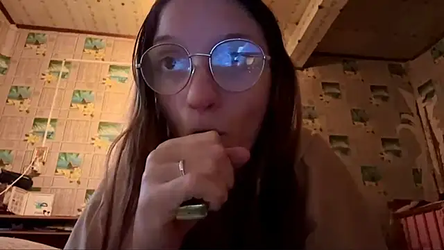 Snapshot of SparkleJebb chatting on July 9, 5:39 pm SparkleJebb online show from July 9, 5:39 pm