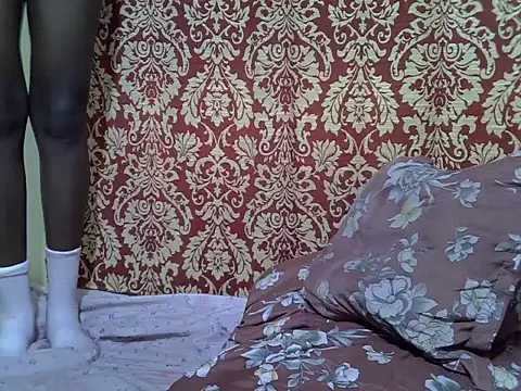 Snapshot of nelly_love1 chatting on June 23, 9:13 pm nelly love1 online show from June 23, 9:13 pm