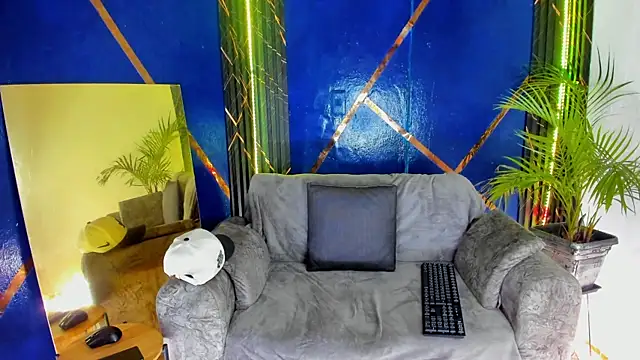 sexy hairy1 online show from July 15, 11:26 am