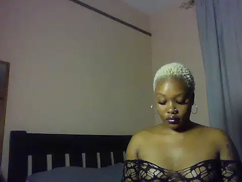 Snapshot of Hotness_vispicy chatting on May 26, 5:31 pm Hotness vispicy online show from May 26, 5:31 pm