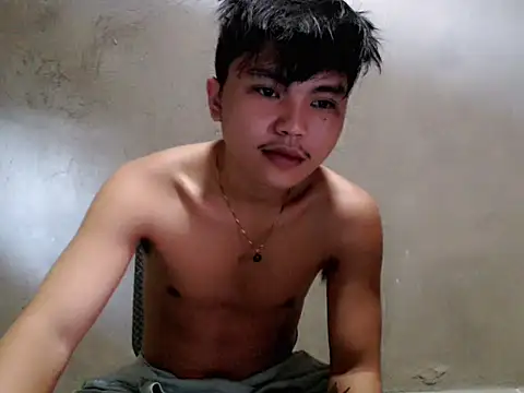 Snapshot of Mrbigcumx chatting on June 19, 7:23 am Mrbigcumx online show from June 19, 7:23 am