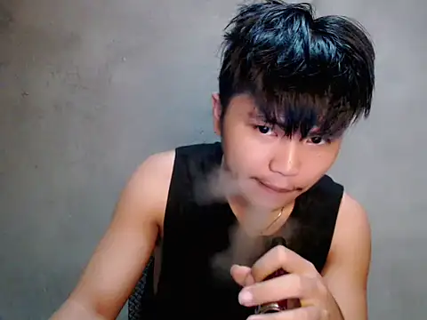 Snapshot of Mrbigcumx chatting on June 26, 12:42 pm Mrbigcumx online show from June 26, 12:42 pm