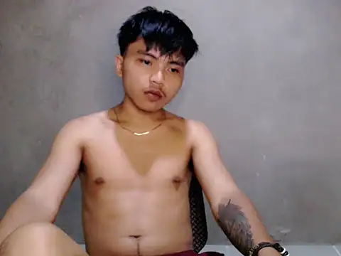 Snapshot of Mrbigcumx chatting on August 3, 3:16 pm Mrbigcumx online show from August 3, 3:16 pm