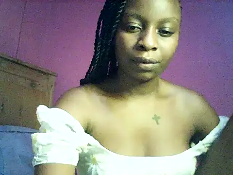 Snapshot of Sexy_brie chatting on May 22, 7:19 pm Sexy brie online show from May 22, 7:19 pm