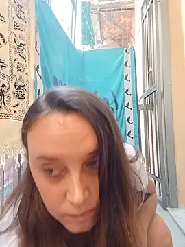 Snapshot of MissDiavoletta chatting on May 25, 1:28 pm MissDiavoletta online show from May 25, 1:28 pm