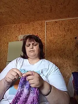 Snapshot of LisichkaOksana chatting on June 13, 8:45 am LisichkaOksana online show from June 13, 8:45 am