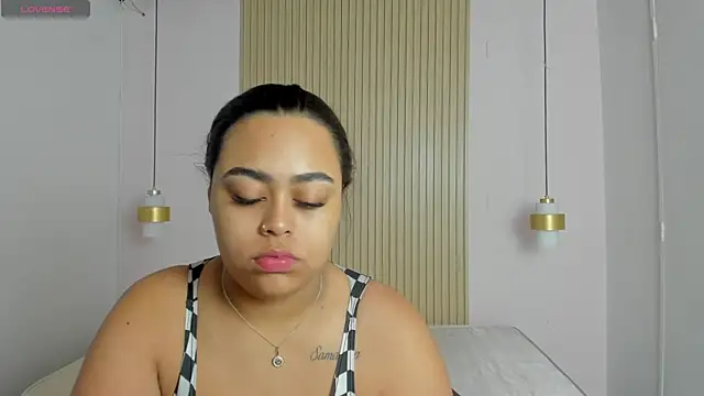 Snapshot of MiaLane3 chatting on July 9, 11:03 am MiaLane3 online show from July 9, 11:03 am