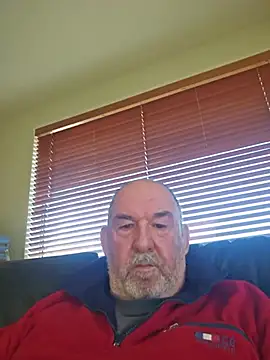 Snapshot of shyguytm chatting on June 13, 11:13 pm shyguytm online show from June 13, 11:13 pm